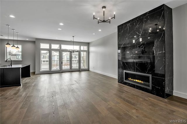 260 Lakefront Boulevard, Buffalo, NY 14202