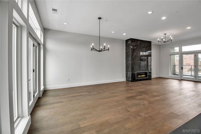 260 Lakefront Boulevard, Buffalo, NY 14202