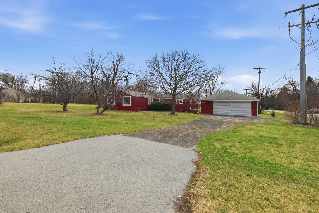 18301 Le Claire Avenue, Country Club Hills, IL 60478 — exterior