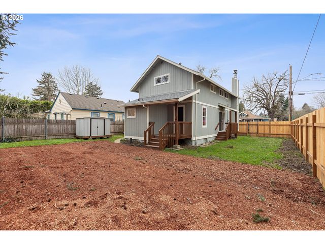 9828 Se ELLIS St, Portland, OR 97266