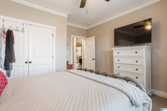 200 ENGLISH VILLAGE CIRCLE, Gardendale, AL 35071