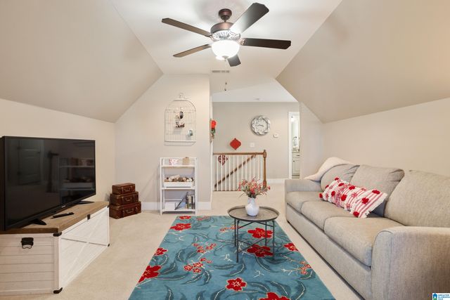 200 ENGLISH VILLAGE CIRCLE, Gardendale, AL 35071