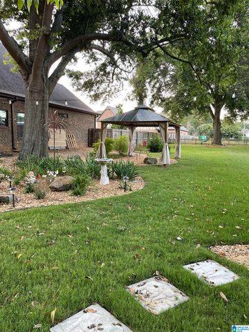 200 ENGLISH VILLAGE CIRCLE, Gardendale, AL 35071