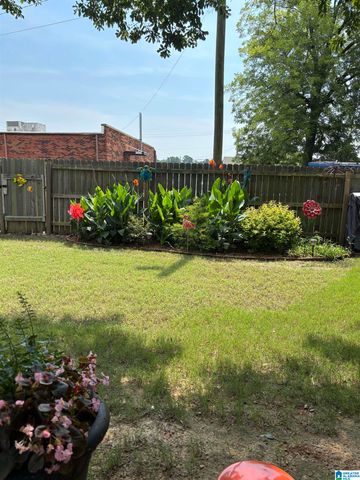 200 ENGLISH VILLAGE CIRCLE, Gardendale, AL 35071