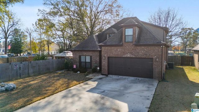 200 ENGLISH VILLAGE CIRCLE, Gardendale, AL 35071