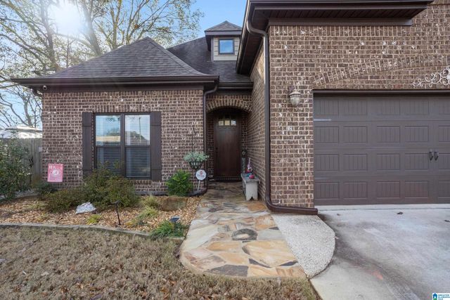 200 ENGLISH VILLAGE CIRCLE, Gardendale, AL 35071