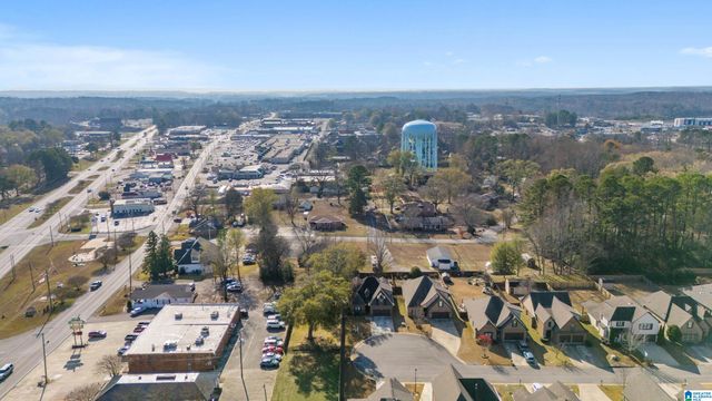 200 ENGLISH VILLAGE CIRCLE, Gardendale, AL 35071