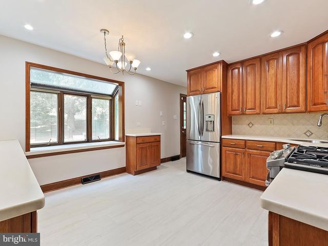 903 PENN VALLEY, Media, PA 19063