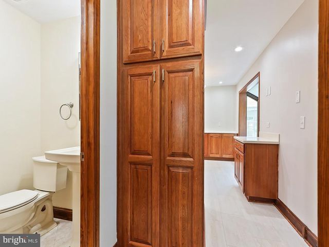 903 PENN VALLEY, Media, PA 19063