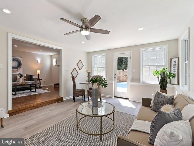 903 PENN VALLEY, Media, PA 19063