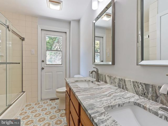 903 PENN VALLEY, Media, PA 19063