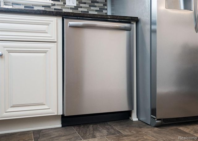 33475 Fernwood Street, Westland, MI 48186