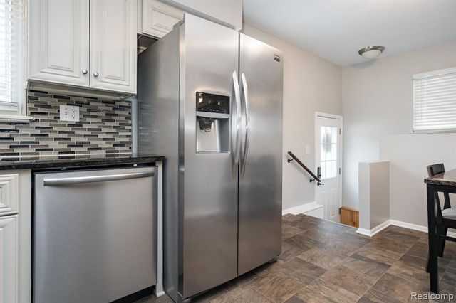 33475 Fernwood Street, Westland, MI 48186