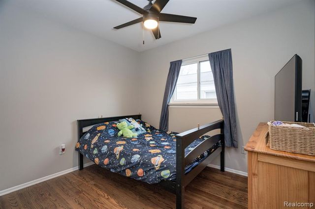 33475 Fernwood Street, Westland, MI 48186