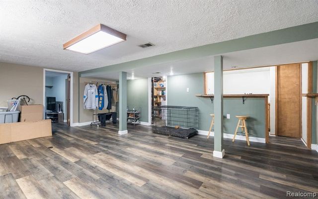 33475 Fernwood Street, Westland, MI 48186