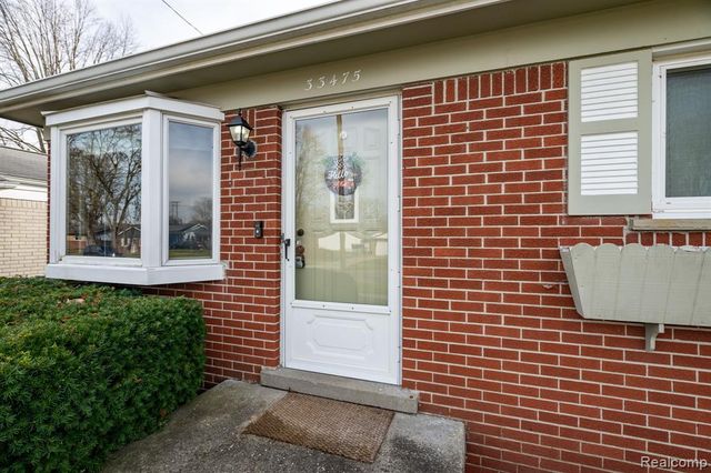33475 Fernwood Street, Westland, MI 48186