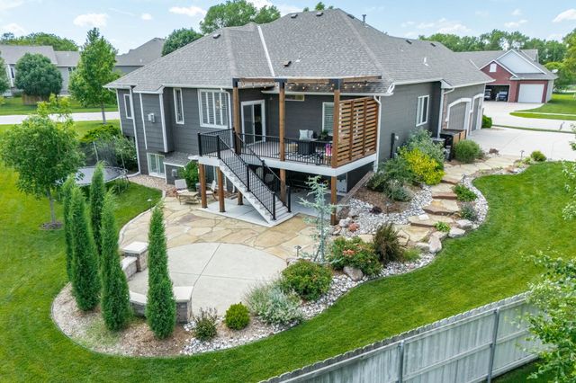 202 S City View St, Wichita, KS 67235