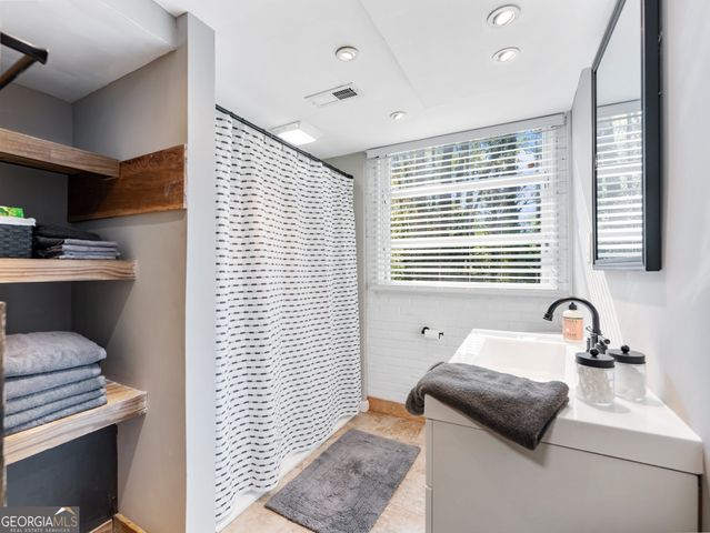 160 Riverdale Drive, Athens, GA 30605