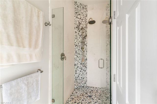 418 Panay AVE, Naples, FL 34113