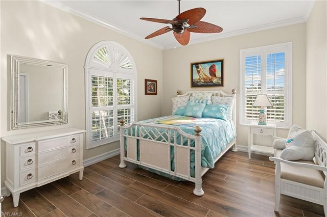 418 Panay AVE, Naples, FL 34113