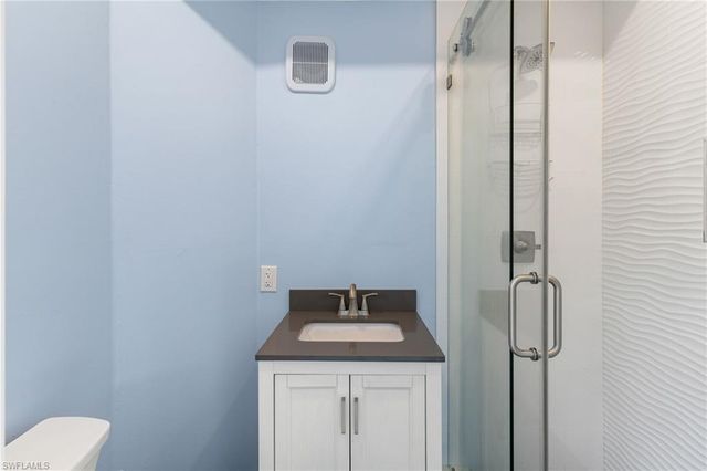 418 Panay AVE, Naples, FL 34113