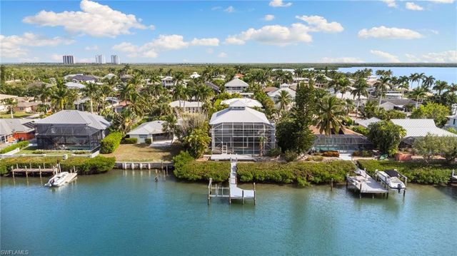 418 Panay AVE, Naples, FL 34113