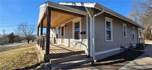 1024 Walnut Avenue, Osawatomie, KS 66064