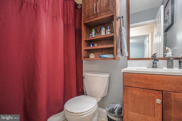 8227 FRYE RD, Alexandria, VA 22309