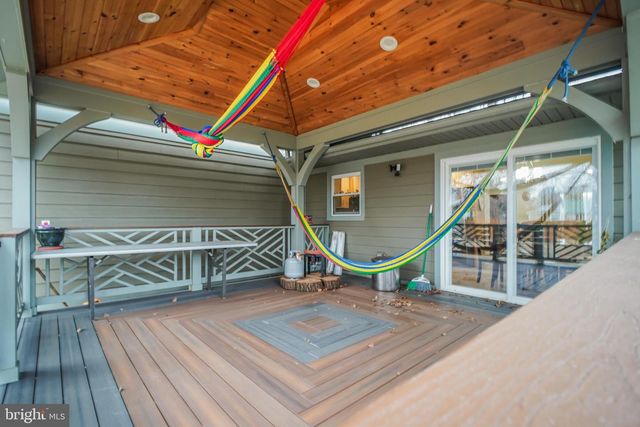 8227 FRYE RD, Alexandria, VA 22309