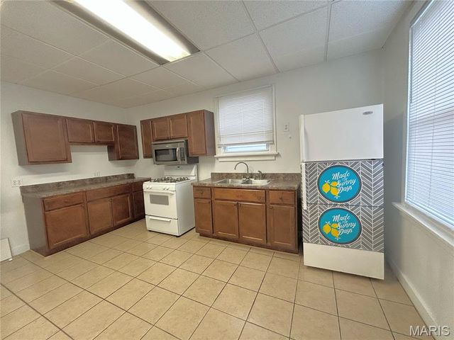 7148 Alabama Avenue, St Louis, MO 63111