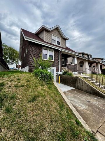 2830 Hampton Avenue, St Louis, MO 63139
