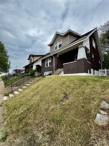 2830 Hampton Avenue, St Louis, MO 63139
