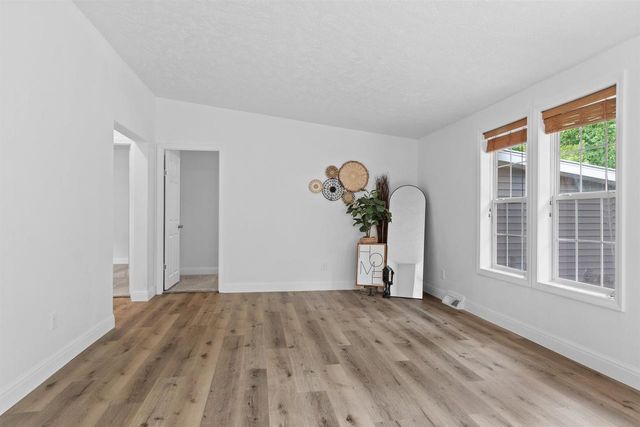N1032 COUNTY ROAD EE, Redgranite, WI 54970