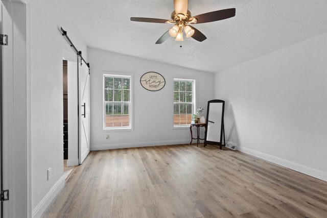 N1032 COUNTY ROAD EE, Redgranite, WI 54970