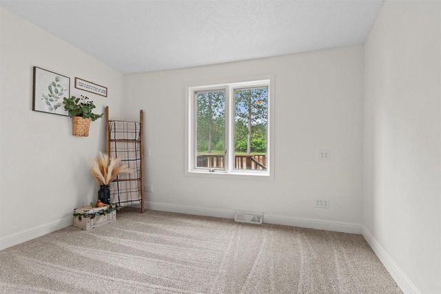 N1032 COUNTY ROAD EE, Redgranite, WI 54970