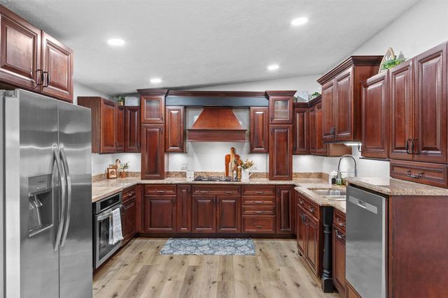N1032 COUNTY ROAD EE, Redgranite, WI 54970
