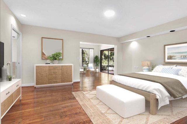 2812 Embassy Drive, West Palm Beach, FL 33401