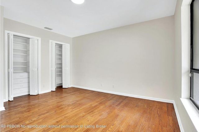 2812 Embassy Drive, West Palm Beach, FL 33401