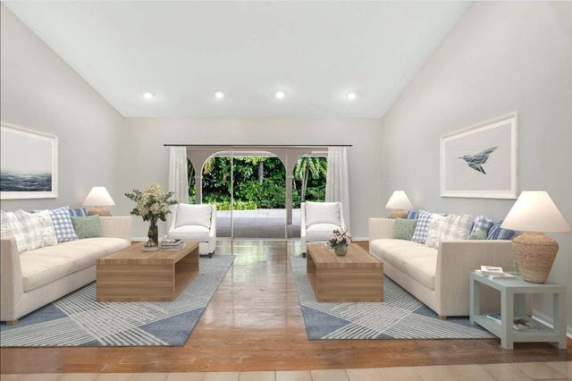 2812 Embassy Drive, West Palm Beach, FL 33401