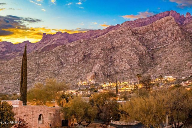 6547 N TURNBERRY Drive, Tucson, AZ 85718