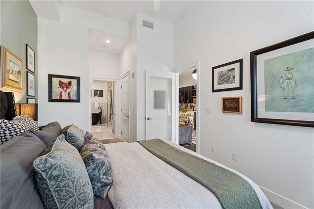 201 W Ponce De Leon Avenue 218, Decatur, GA 30030