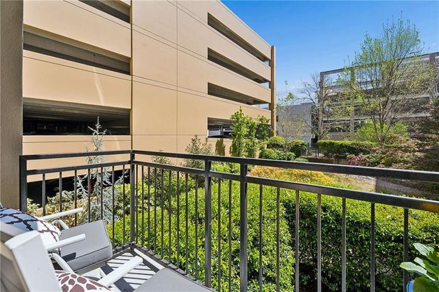 201 W Ponce De Leon Avenue 218, Decatur, GA 30030