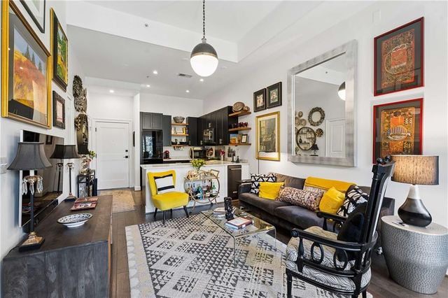 201 W Ponce De Leon Avenue 218, Decatur, GA 30030