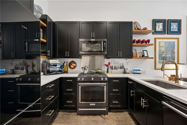 201 W Ponce De Leon Avenue 218, Decatur, GA 30030