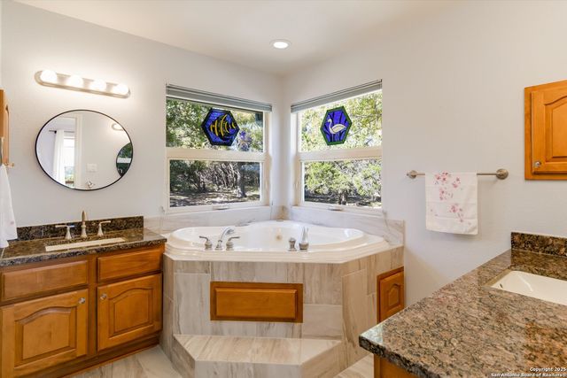 116 Ridge PL, Boerne, TX 78006