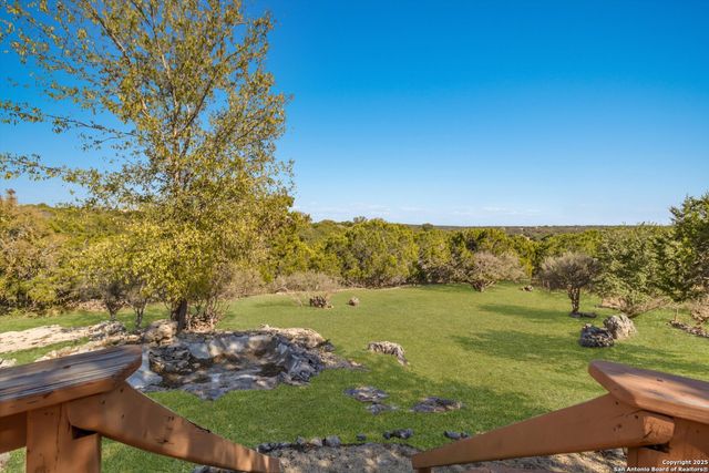 116 Ridge PL, Boerne, TX 78006