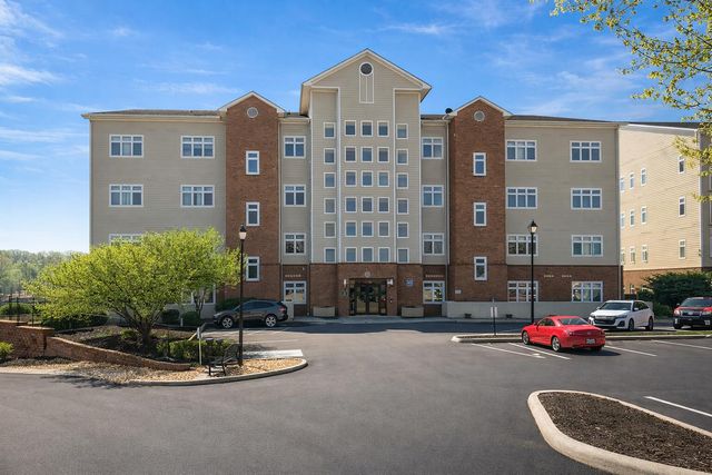 1273 Graves Harbor Trl Apt 3403, Huddleston, VA 24104