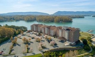1273 Graves Harbor Trl Apt 3403, Huddleston, VA 24104