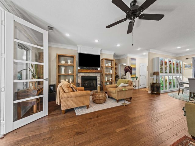 26 Burgos Way, Hot Springs Village, AR 71909