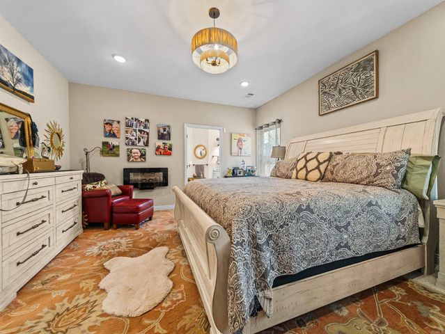 26 Burgos Way, Hot Springs Village, AR 71909